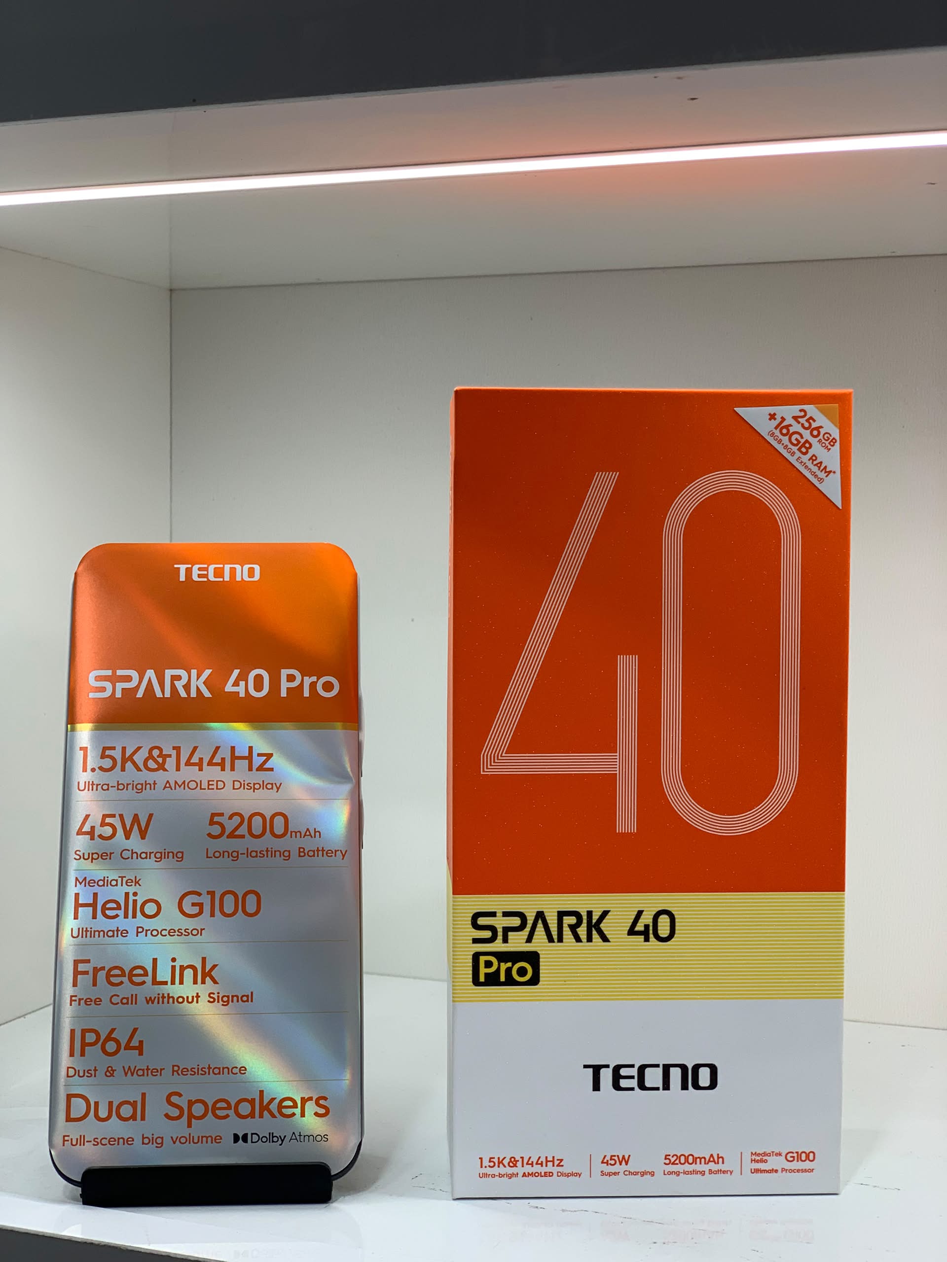 Tecno spark 40 pro